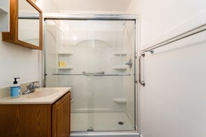 Shower, towels - Minutes from Notre Dame | 4BR 2BA Home Close to ND (South Bend)
