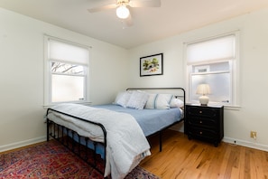 4 habitaciones, escritorio, wifi y ropa de cama 