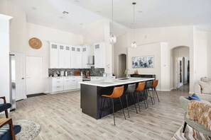 Interior - Sandcastle House: Pool, Spa, Golf! (Queen Creek)