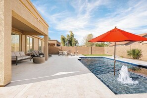 A heated pool - Sandcastle House: Pool, Spa, Golf! (Queen Creek)