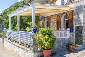 Property grounds - Casa Fortuna, Amalfi Coast (Campania)