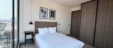 อพาร์ทเมนท์ (1401) | พื้นที่ทำงานแบบใช้แล็ปท็อป, เตารีด/โต๊ะรีดผ้า, Wi-Fi ฟรี