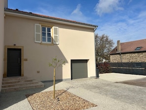 Exterior - Le Nid - Domaine de la Tour - New apartment for 6 people (Fleury)