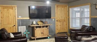 Water front 5 bedroom 2 bath Pendleton Point