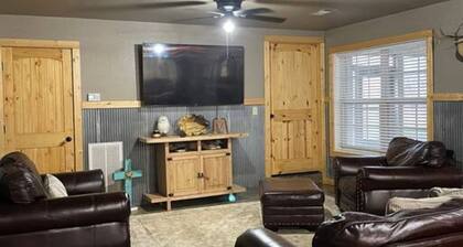 Water front 5 bedroom 2 bath Pendleton Point