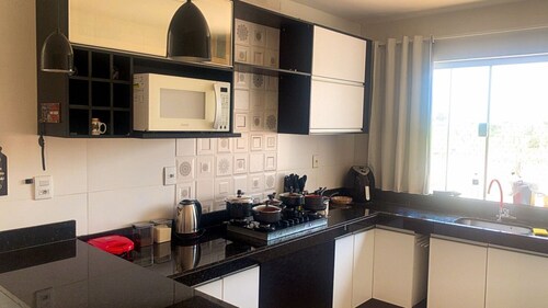 Executive & Functional: Complete House in Varginha (Near Av. Contour)