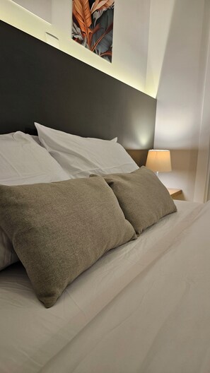 1 sovrum, skrivbord, strykjärn/strykbräda och gratis wi-fi