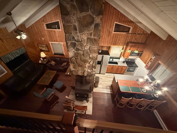 TV, fireplace, DVD player, video library - Starry Night Retreat cabin w/ 2 bedroom plus loft retreat on 2 acres of solitude (Arbovale)