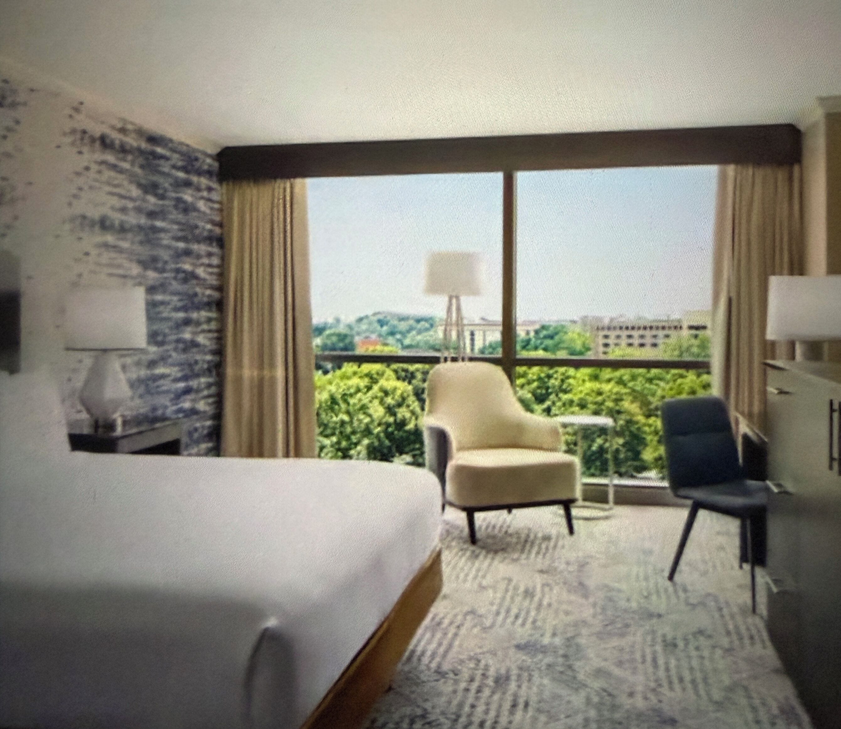 熨斗/熨衣板、WiFi、床单