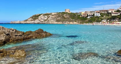 NEW APARTMENT POOL VIEW, FEW STEPS FROM THE SEA / WIFI FREE