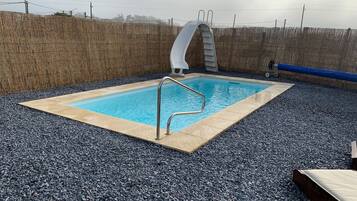 Piscine extérieure, piscine chauffée
