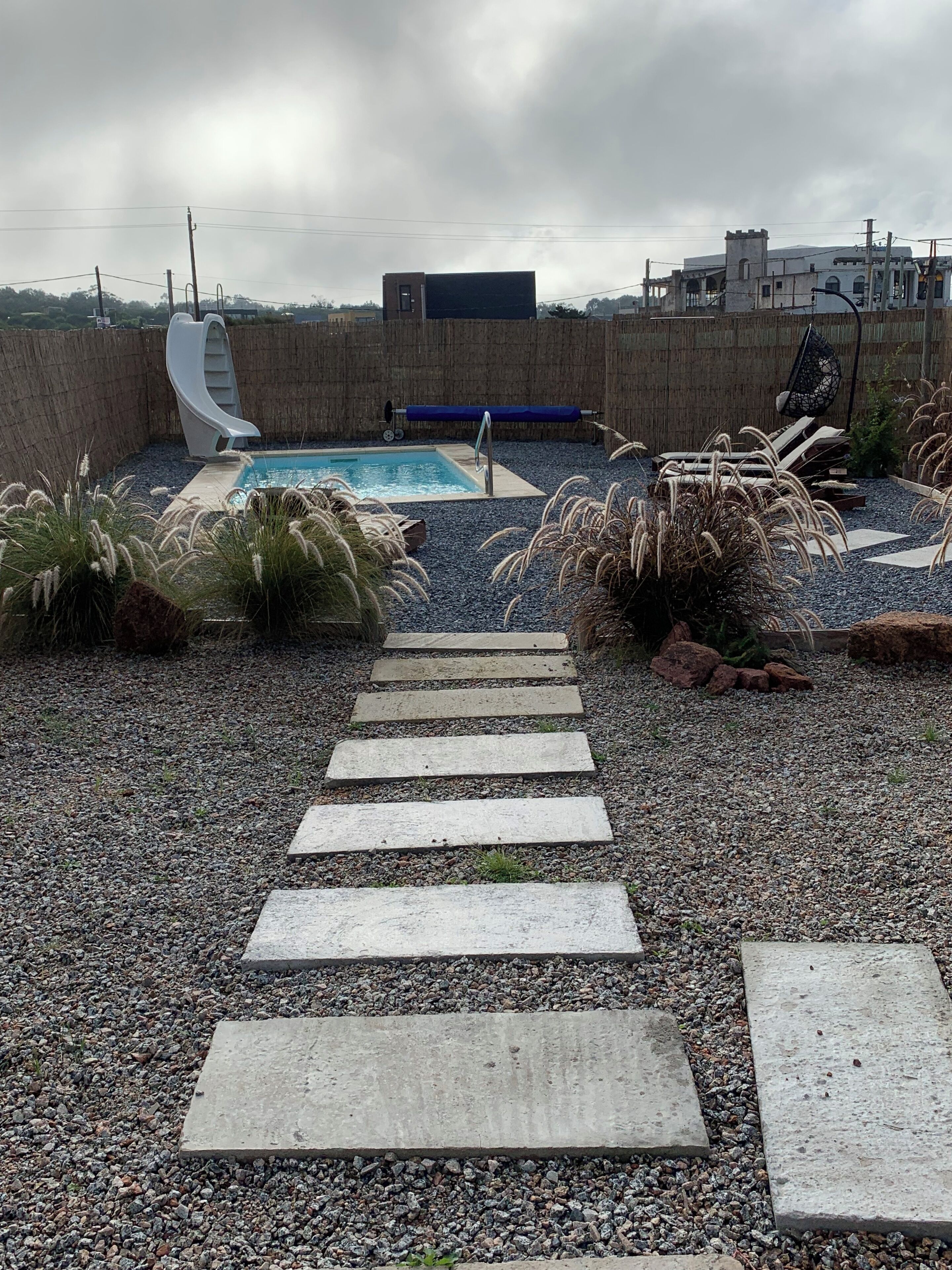 Piscina all'aperto, una piscina riscaldata