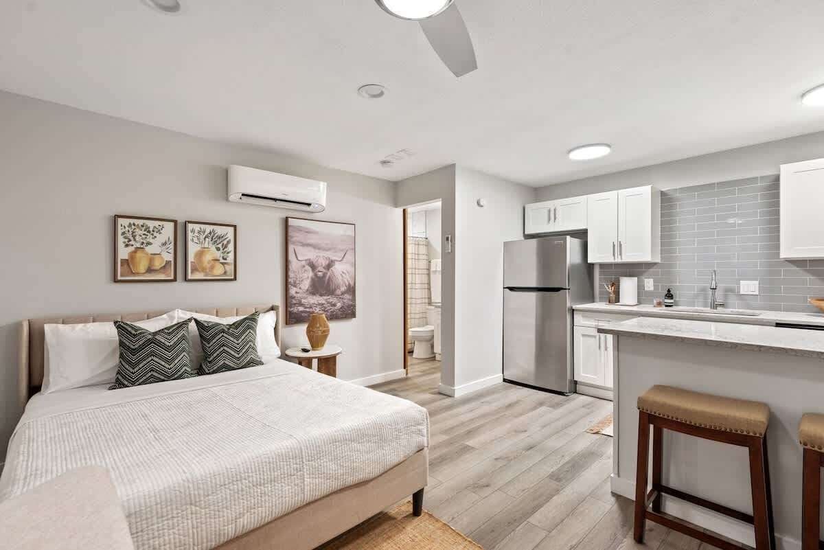 Strykejern/-brett, wi-fi og sengetøy