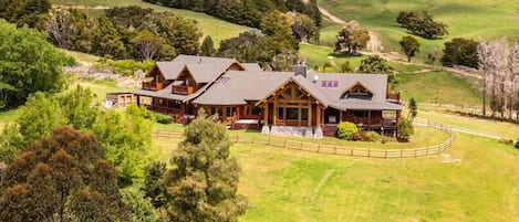 Luksus-dobbeltrom, fjellutsikt | Eksteriør