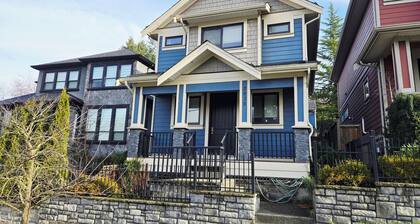 Quiet 2-Bedroom Garden Suite