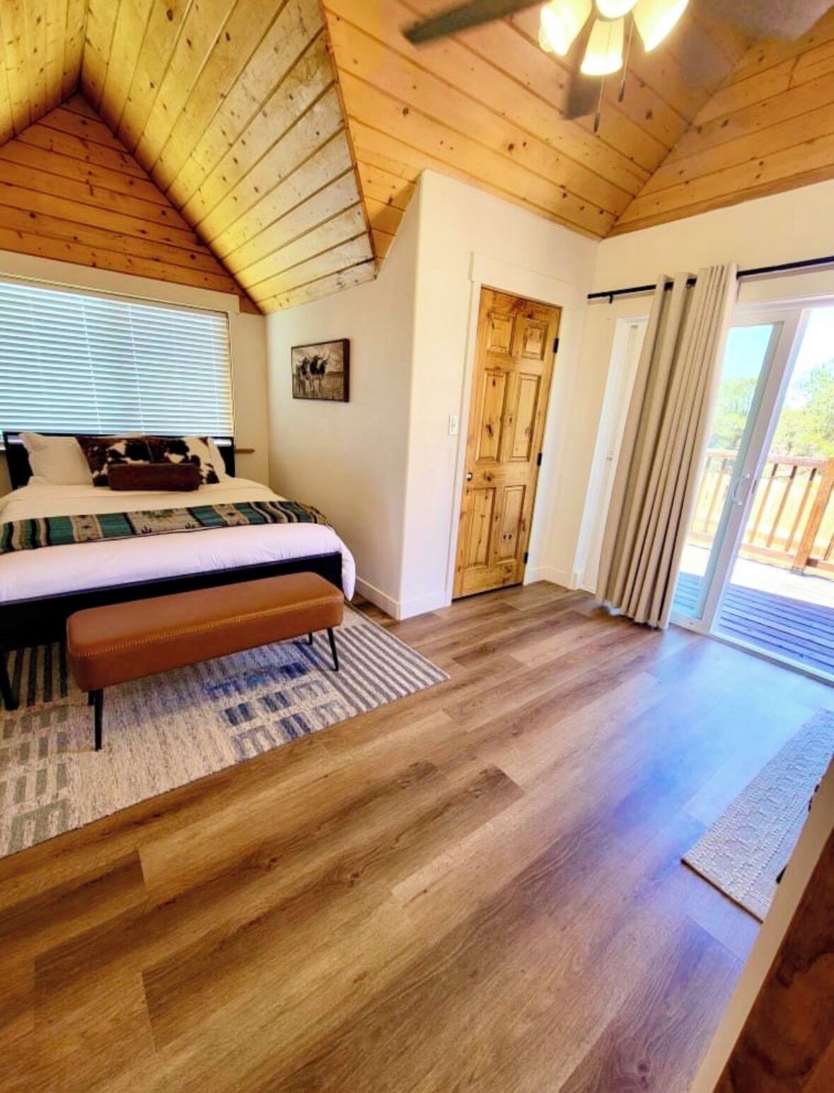 3 bedrooms, travel crib, free WiFi, bed sheets