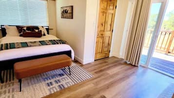 3 bedrooms, travel crib, free WiFi, bed sheets