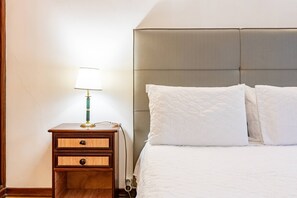 Room - Vila Gama - Azálea Apartment (Machico)