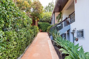 Property grounds - Vila Gama - Azálea Apartment (Machico)