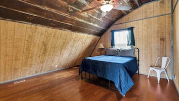 3 slaapkamers, reisbedje, wifi, beddengoed