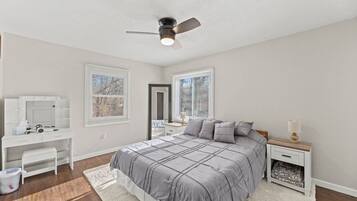 熨斗/熨衣板、WiFi、床单