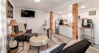 Brews, Bites, & Pines | Your downtown Flagstaff suite