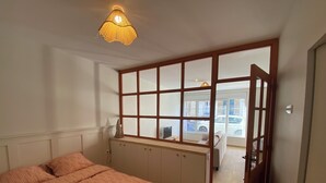 1 室のベッドルーム、WiFi、ベッドシーツ