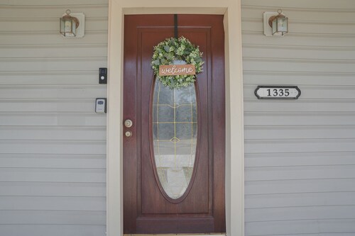 The Southern Porch Cottage Near NOLA & Coast