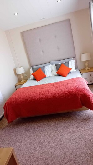 Strykejern/-brett, wi-fi og sengetøy