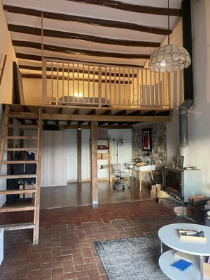 Interior - Stone house in a village (Sant Climent Sescebes)