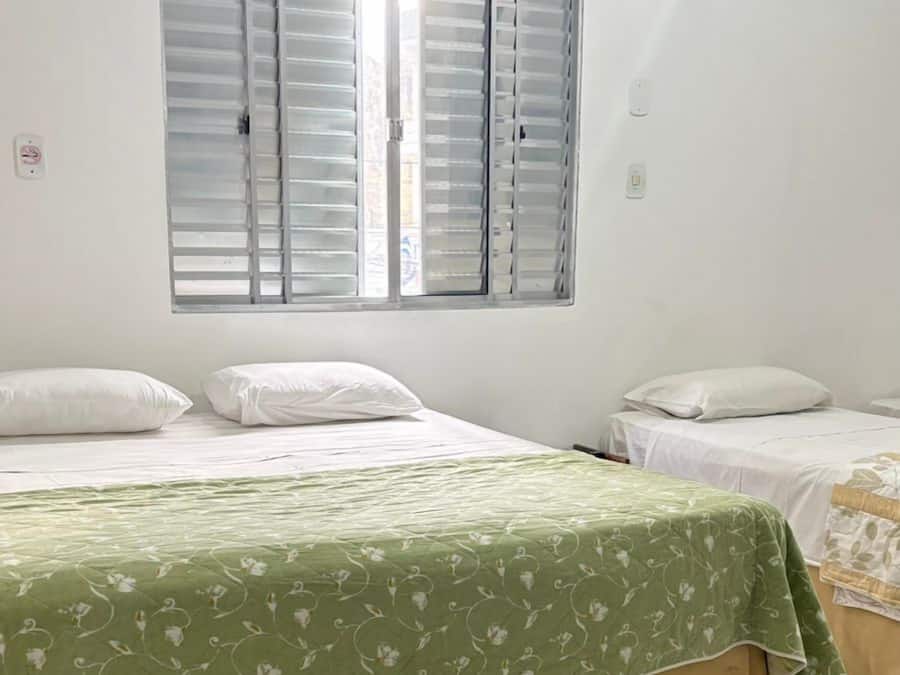 Minibar, free WiFi, bed sheets