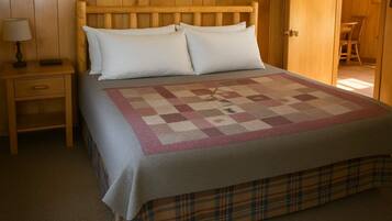 House, Multiple Beds, Fireplace (NR #15) | 3 bedrooms, individually decorated, individually furnished, bed sheets