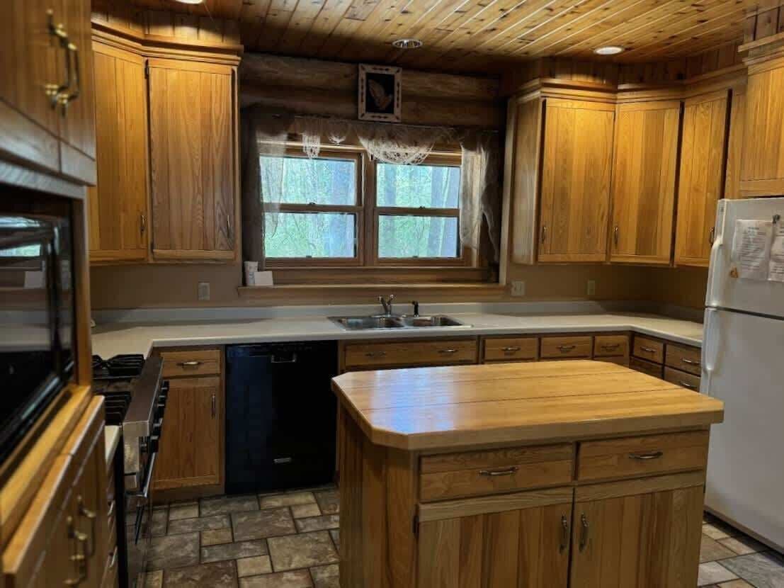 獨棟房屋, 多張床, 庭院 (Katherine Lake Lodge) | 私人廚房