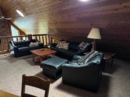 Katherine Lake Lodge