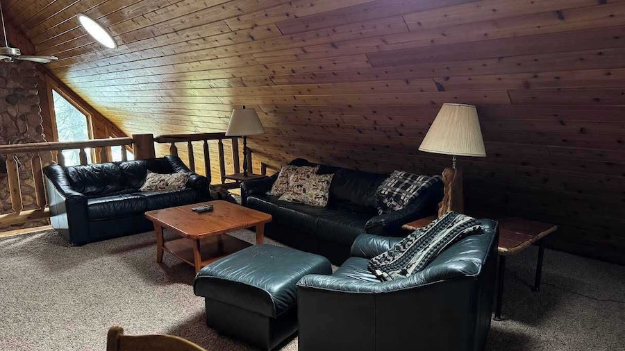 Katherine Lake Lodge