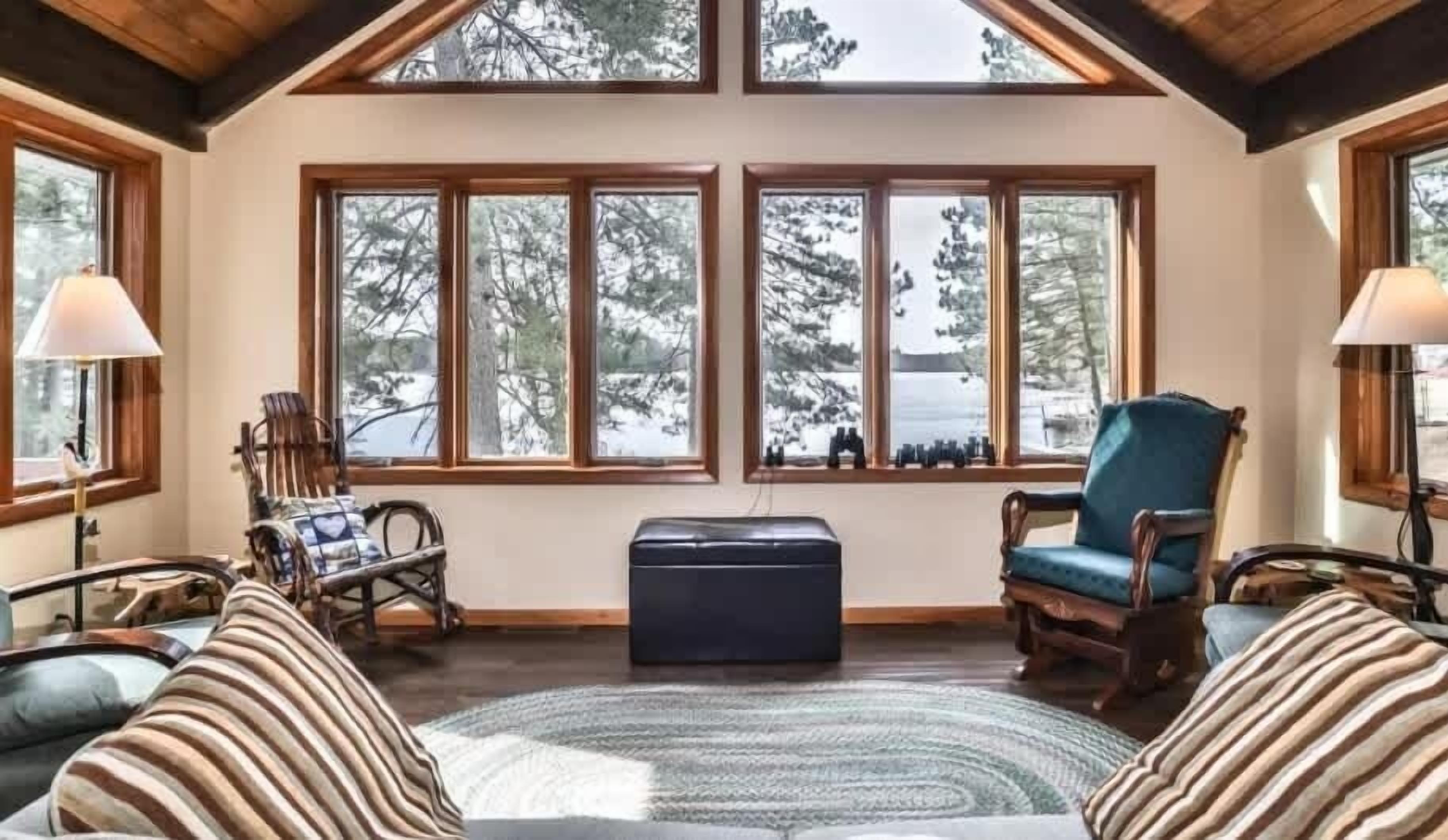 House, Multiple Beds, Kitchen (Musky Lodge) | Living area