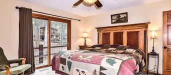 เมอร์เซอร์ เลค มัสกี้ ลอดจ์  