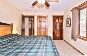 House, Multiple Beds, Kitchen (Musky Lodge) | 6 bedrooms, individually decorated, individually furnished, bed sheets - Mercer Lake Musky Lodge (Minocqua)