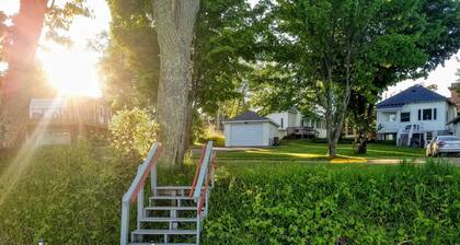 Margeson House -pet Friendly Home