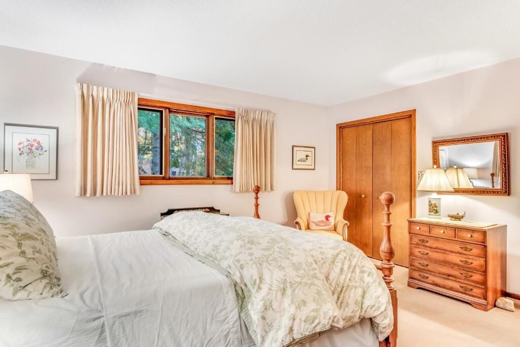 Casa, varias camas, cocina (Loonsight) | 4 habitaciones, decoración personalizada y muebles diferentes 