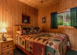 Cabana, várias camas, varanda (Bouchard Shores) | 11 quartos, individualmente decorados, individualmente mobiliados