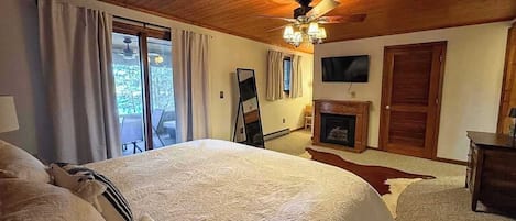 Chalet rustique, Plusieurs lits, patio (Bouchard Shores) | 11 chambres, décor unique, ameublement unique, literie fournie