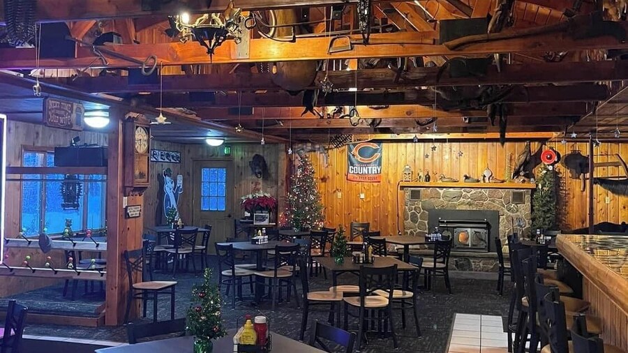 Gresham Shores - Smiling Moose - PET Friendly