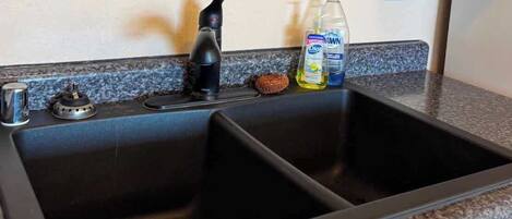 Condo, Plusieurs lits, cuisine (Bull Frog Bay #2) | Intérieur