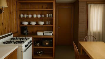 Cabin, Multiple Beds, Kitchen, Lake View (GS - Lil' Sunfish #1) | Private kitchen