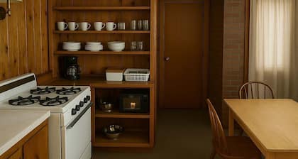 Gresham Shores - Lil' Sunfish - PET Friendly