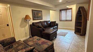 Apartment, Multiple Beds, Fireplace, Garden View (NR #17) | Living area