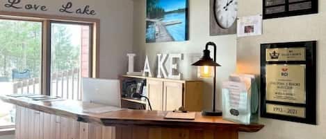 Condo, 1 King Bed with Sofa bed, Fireplace, Garden View (Pointe Unit 105) | Lobby