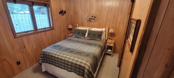 Casa, varias camas, chimenea, vistas al jardín (NR #07) | 3 dormitorios, decoración individual, mobiliario individual