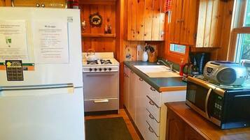 House, Multiple Beds, Fireplace (KP - Norway) | Private kitchen